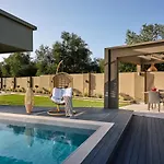 빌라 Minas Sublime Villa, A Magical Sanctuary, By Thinkvilla *