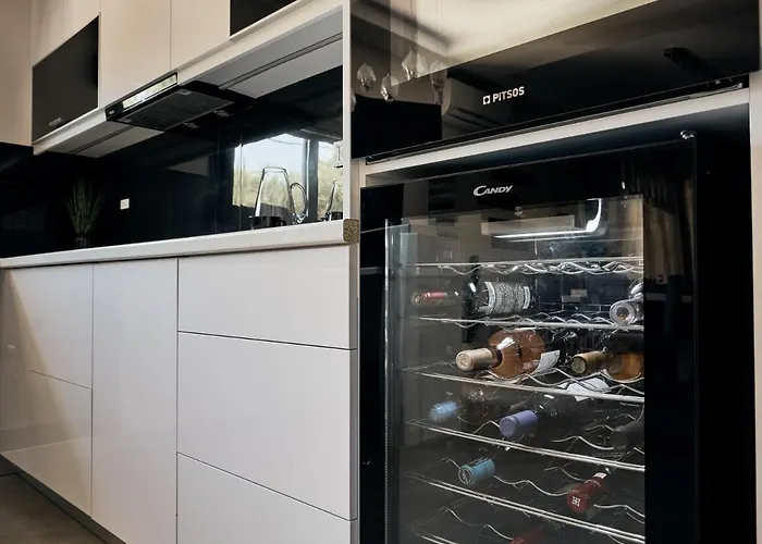 Willa Minas Sublime Villa, A Magical Sanctuary, By Thinkvilla Kypseli